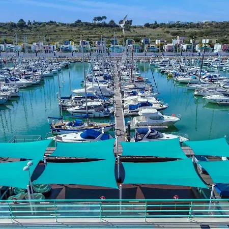 Appartement Luxury 1 Bedroom, Marina De Near Old Town